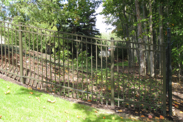 garden fence custom