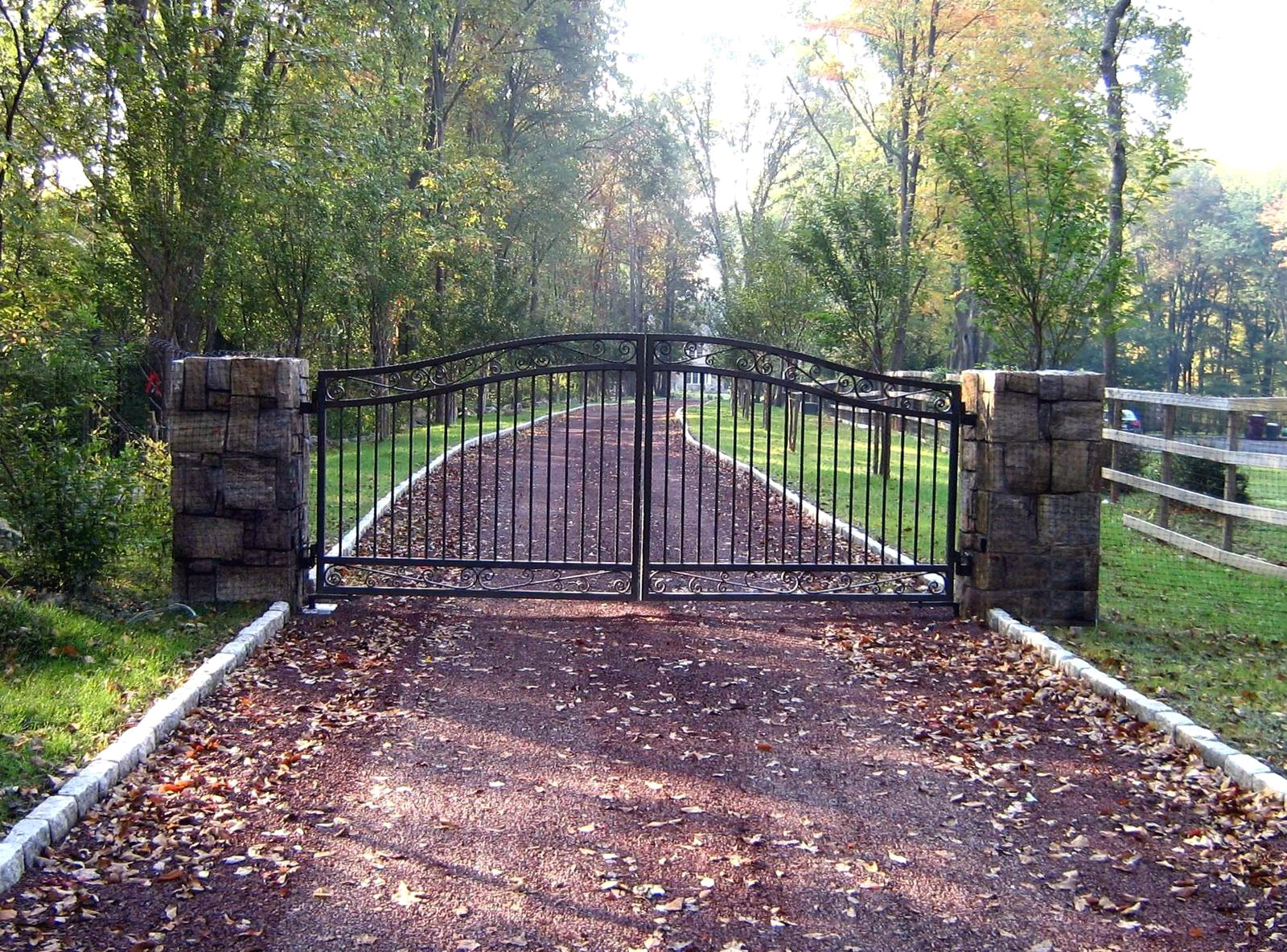 Wrought Iron Gates: an Overview.