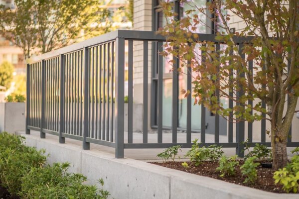 outdoor railing commercial